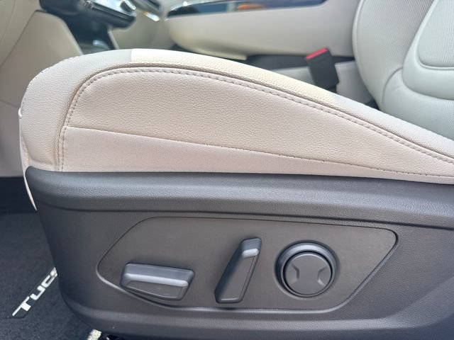 New 2026 Hyundai Tucson Limited AWD/4WD image 12