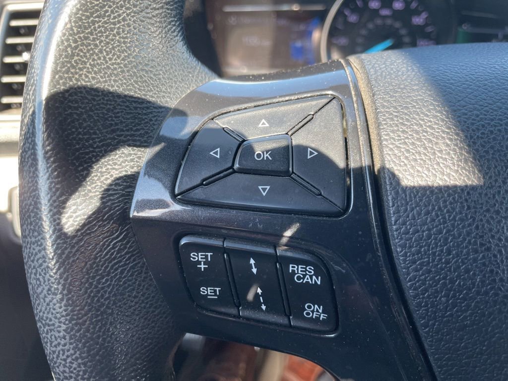 Used 2019 Ford Explorer XLT w/ Equipment Group 202A AWD/4WD image 16