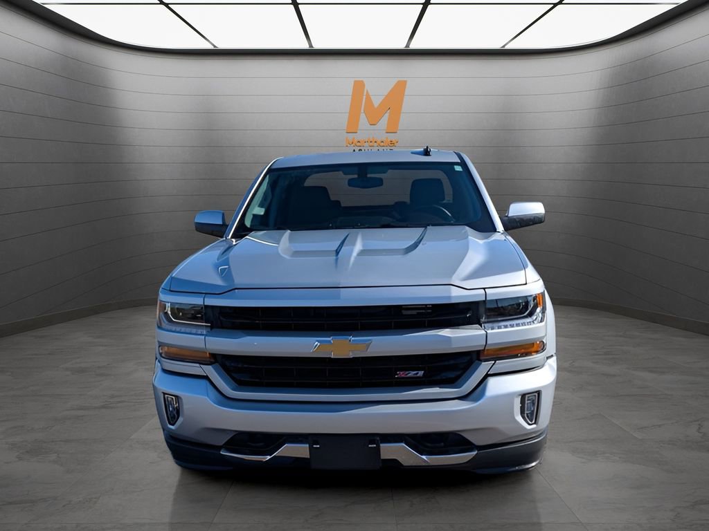 Used 2018 Chevrolet Silverado 1500 LT w/ All Star Edition AWD/4WD image 8