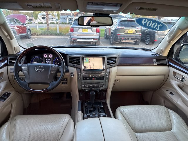 Used 2009 Lexus LX 570 4WD image 26