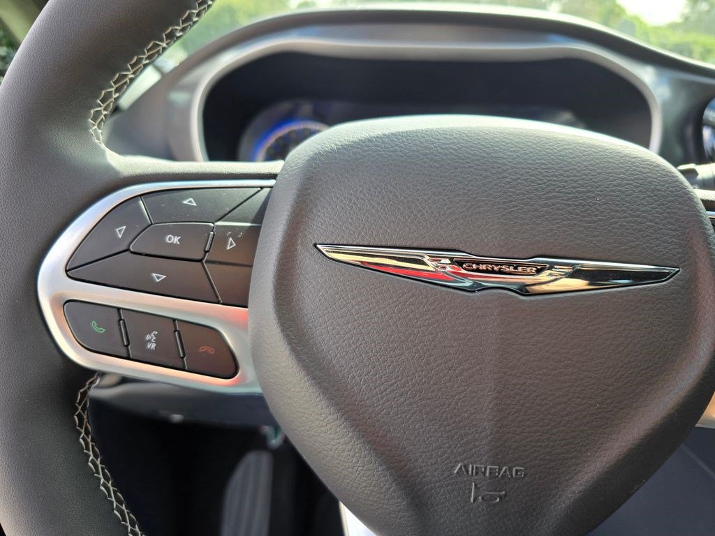 New 2026 Chrysler Voyager LX FWD image 18