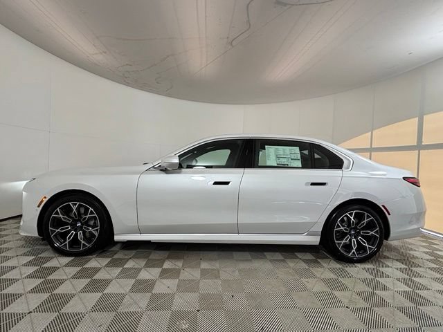 New 2027 BMW 740i xDrive w/ Premium Package AWD/4WD image 4