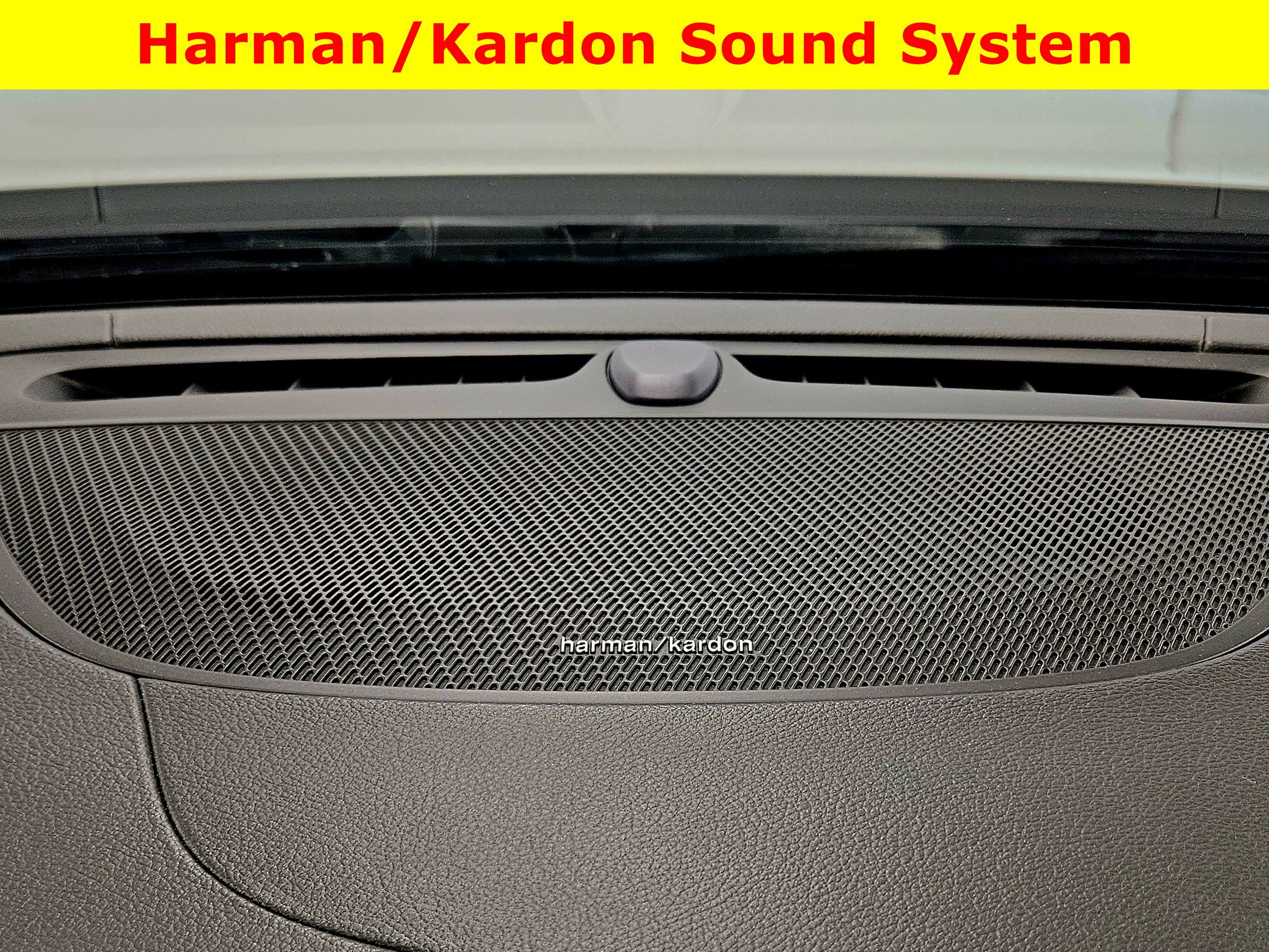 Used 2021 Volvo S60 T5 R-Design image 28