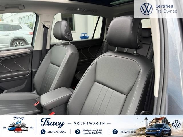 Certified 2023 Volkswagen Tiguan SE w/ Panoramic Sunroof Package AWD/4WD image 14
