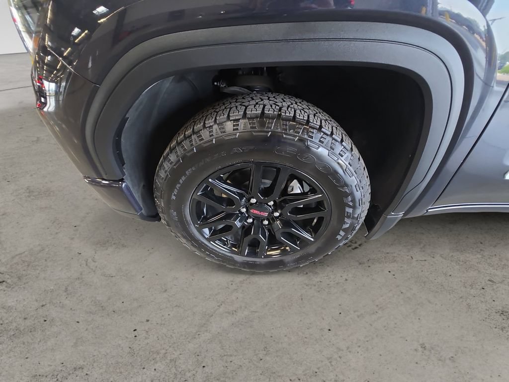 Certified 2025 GMC Sierra 1500 Elevation AWD/4WD image 9