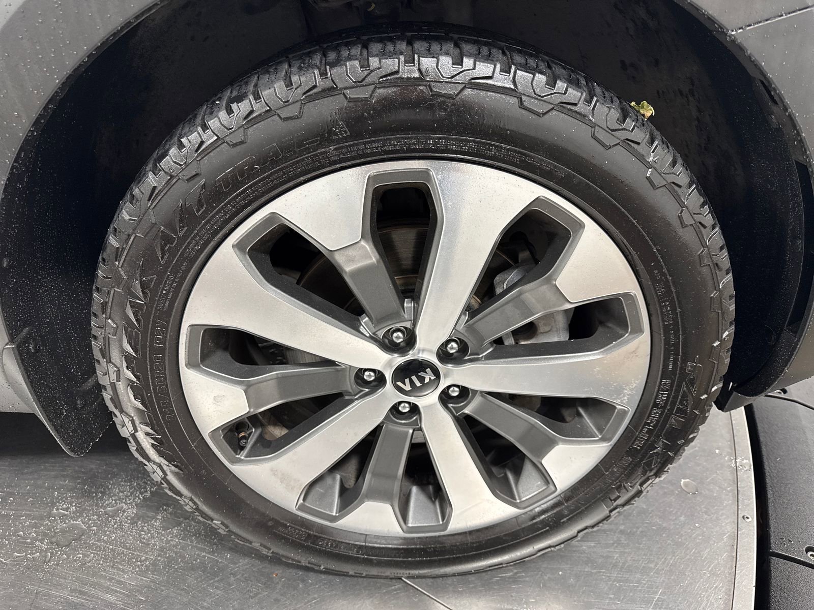 Used 2021 Kia Telluride S AWD/4WD image 18