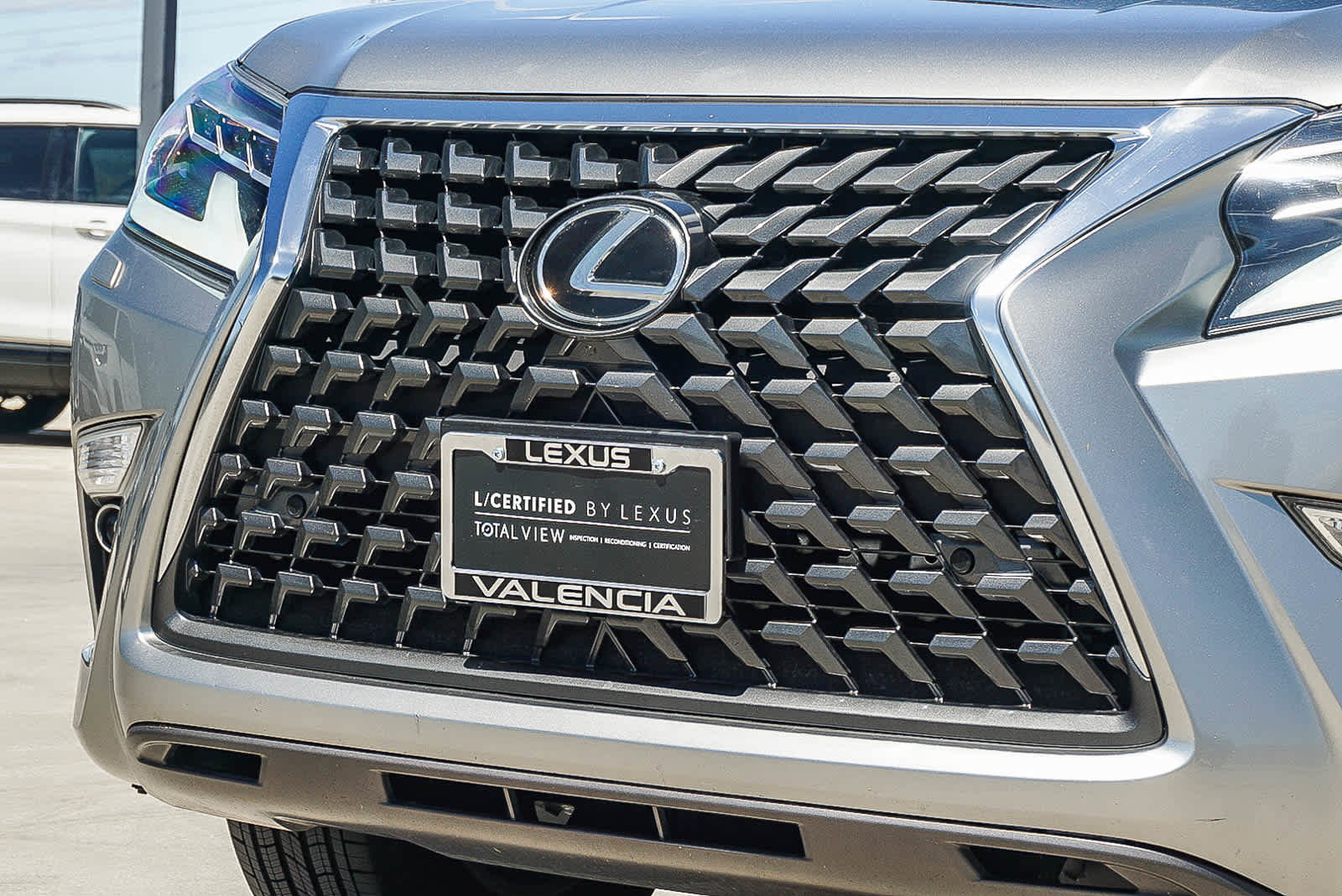 Certified 2022 Lexus GX 460 Premium w/ Premium Package AWD/4WD image 8