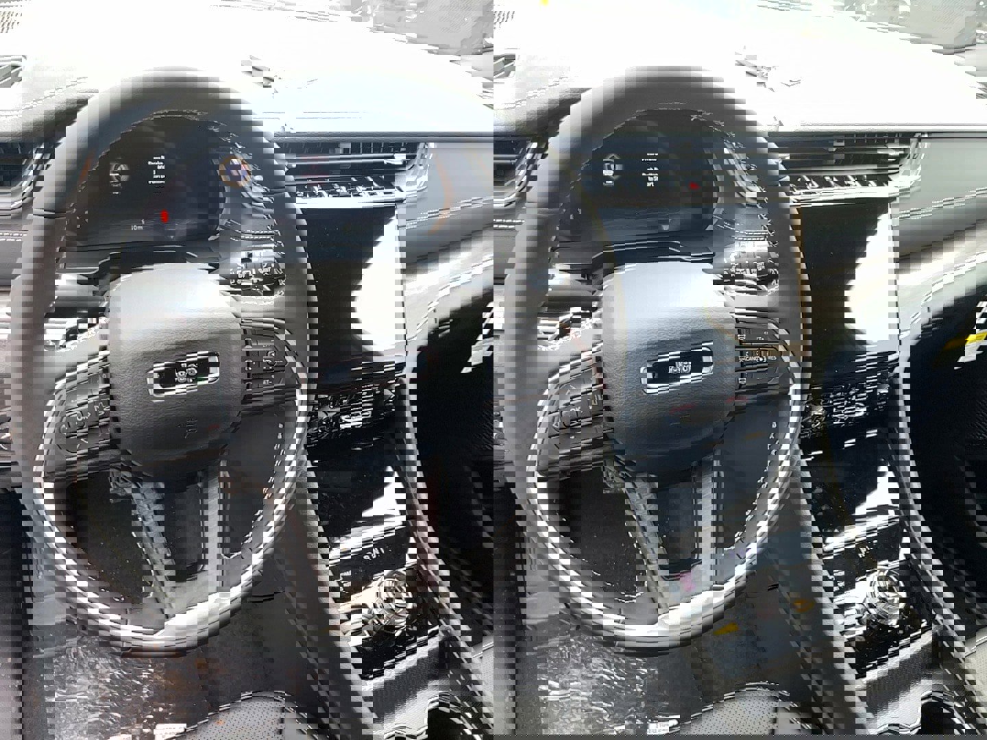 New 2025 Jeep Grand Cherokee Limited image 15