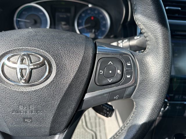 Used 2015 Toyota Camry XLE w/ Moonroof Package image 14