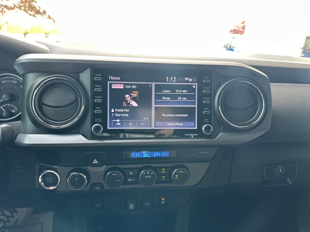 Used 2022 Toyota Tacoma TRD Off-Road AWD/4WD image 30