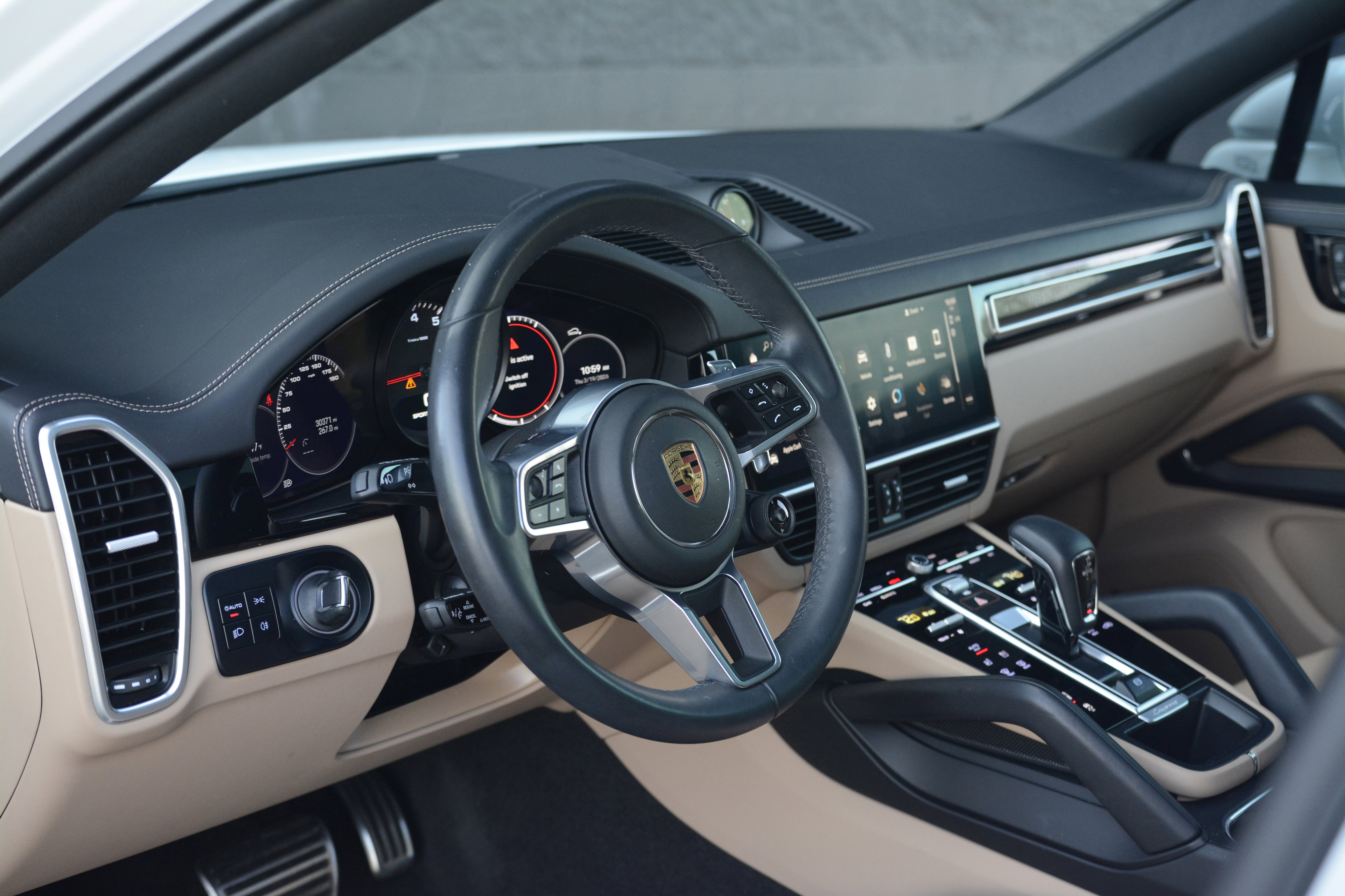 Certified 2023 Porsche Cayenne S Platinum image 4
