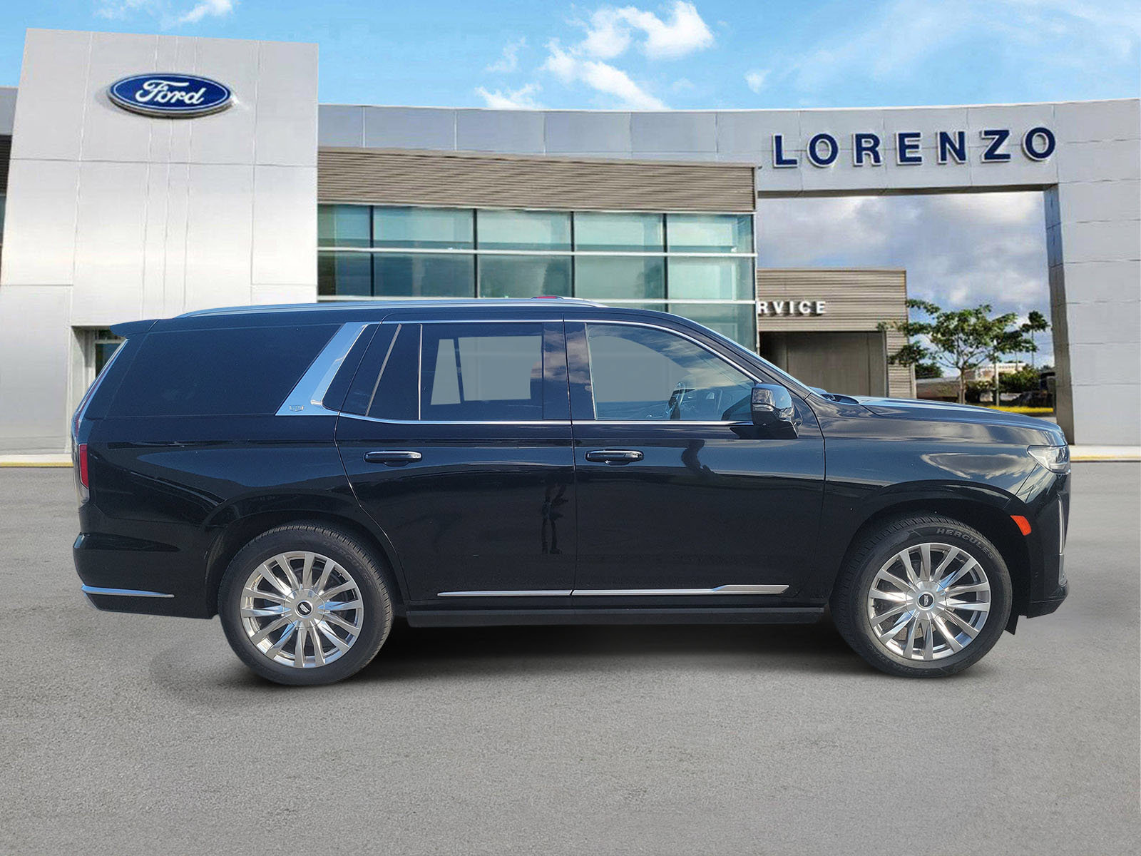 Used 2022 Cadillac Escalade Premium Luxury w/ Performance Package AWD/4WD image 4