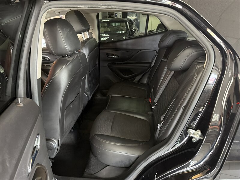 Used 2021 Buick Encore Preferred w/ Safety Package II FWD image 13