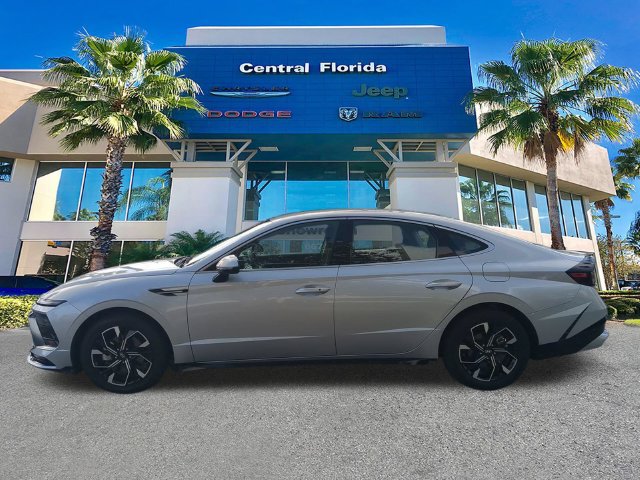 Used 2025 Hyundai Sonata SEL FWD image 8