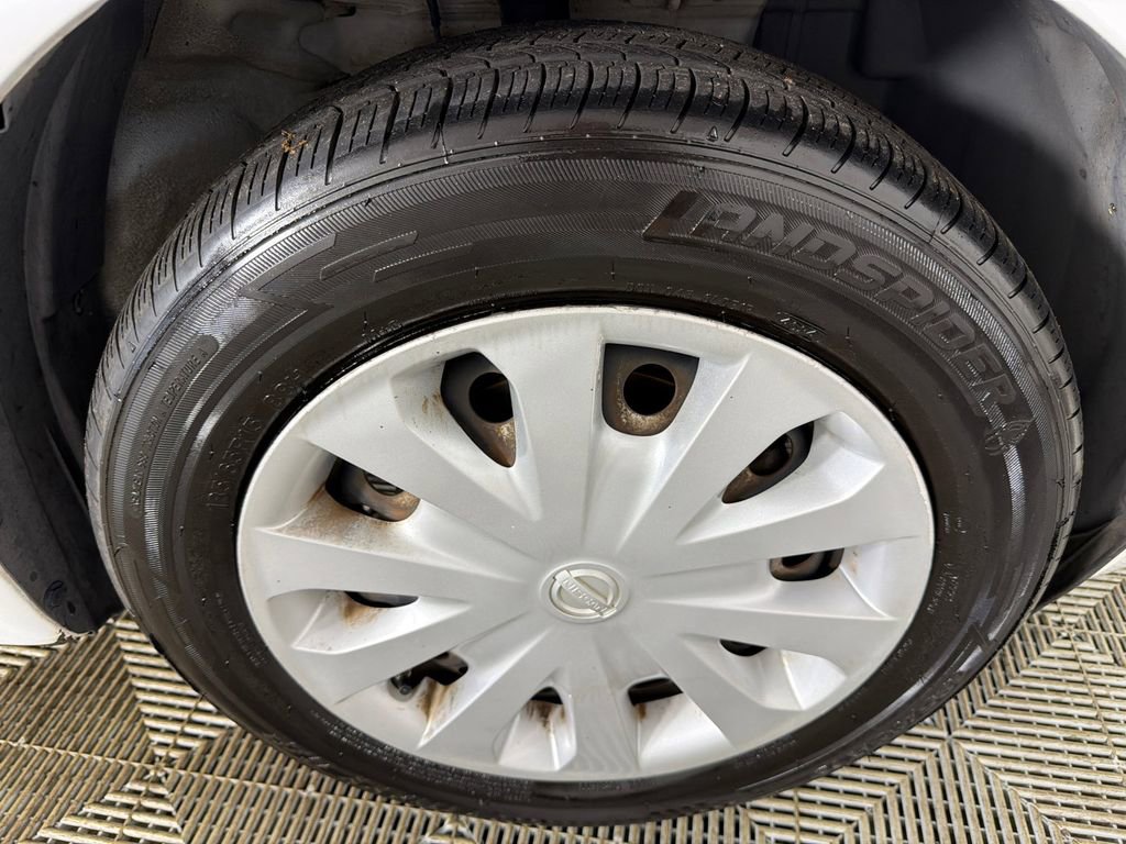 Used 2016 Nissan Versa Note SV image 12