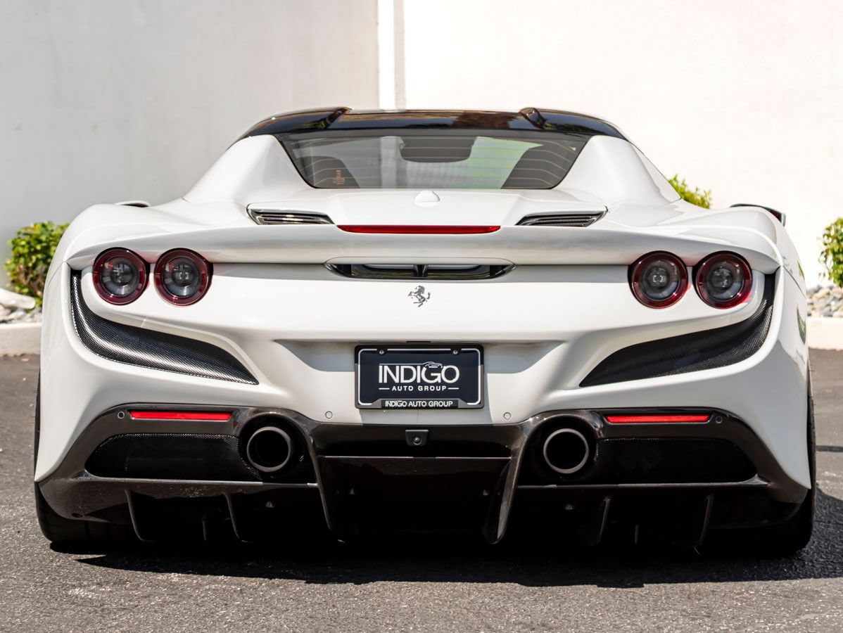 Used 2022 Ferrari F8 Tributo RWD image 12