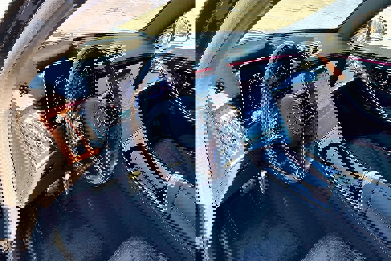 Used 2024 Mercedes-Benz Maybach S 580 Maybach S 580 image 17