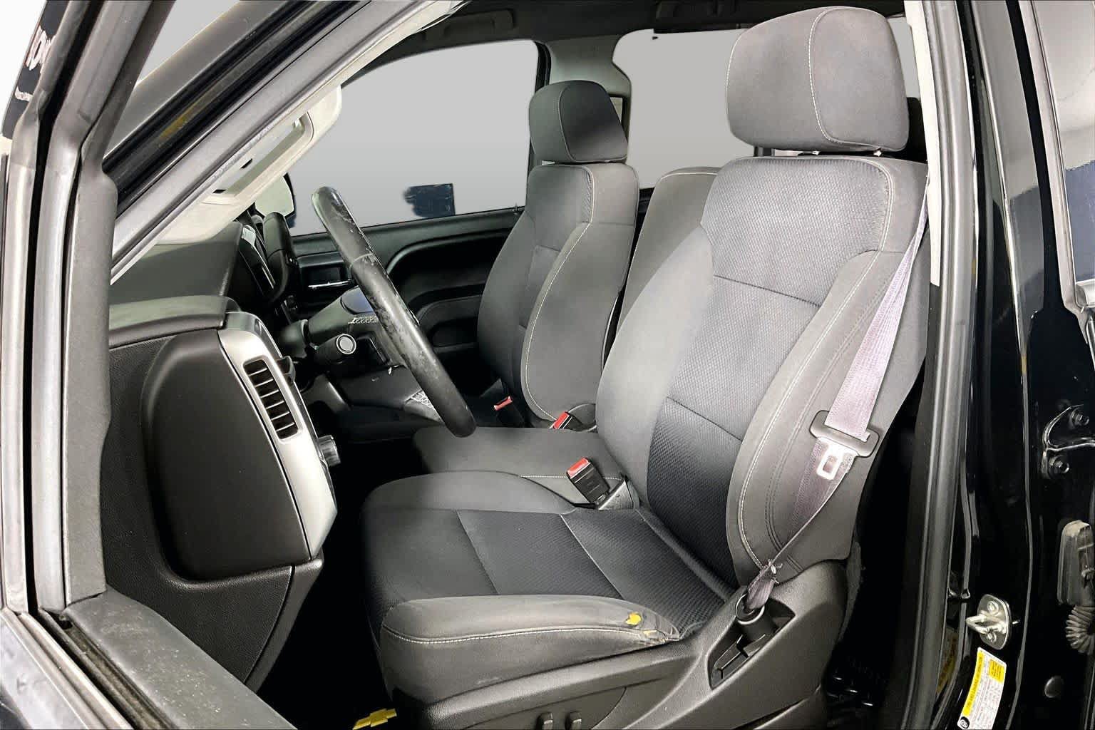 Used 2015 Chevrolet Silverado 1500 LT w/ Texas Edition, 1LT Trim RWD image 7