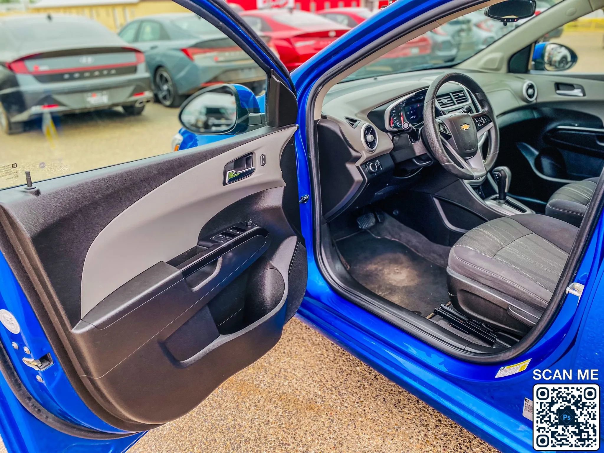 Used 2020 Chevrolet Sonic LT FWD image 12