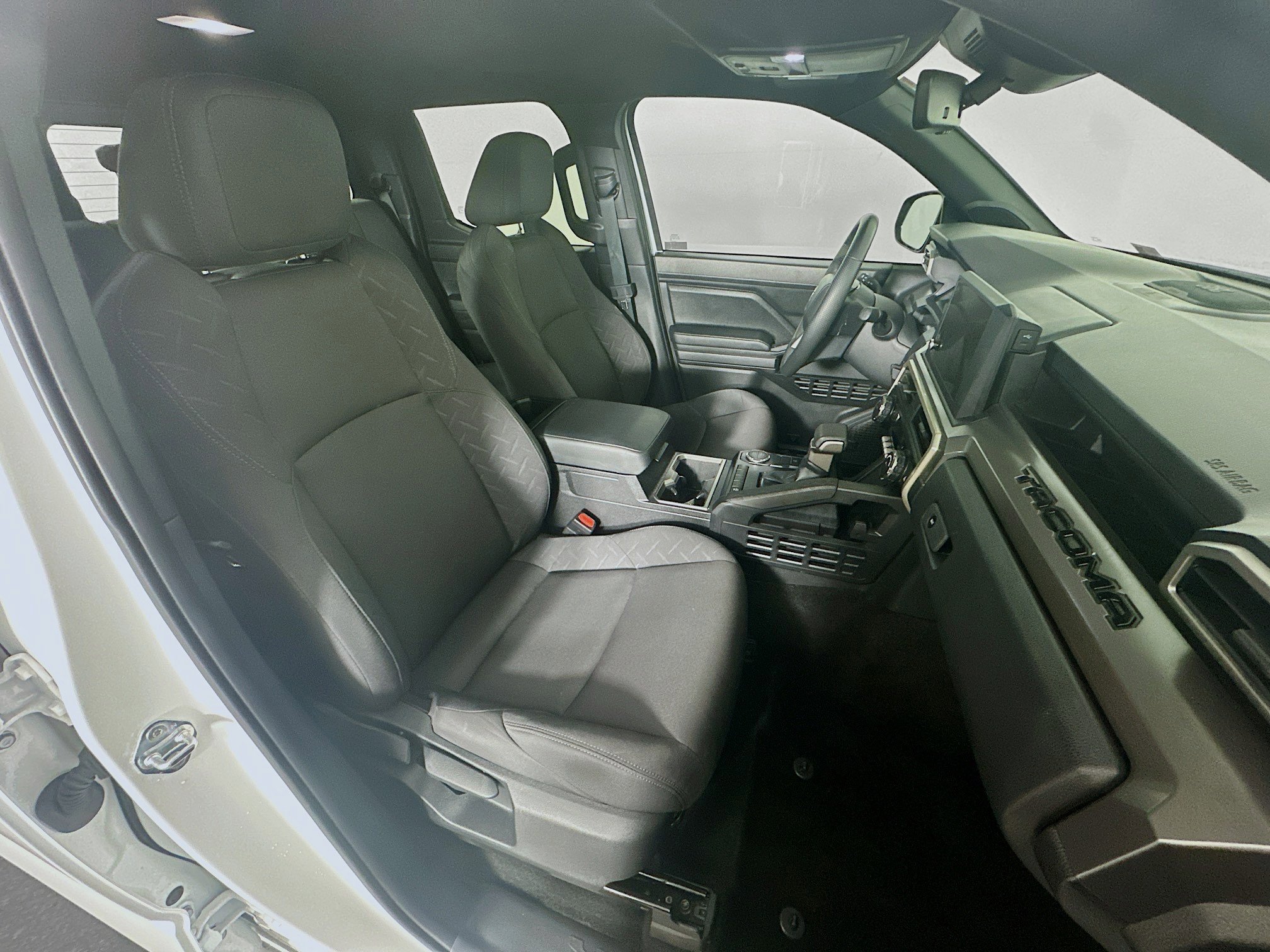Used 2024 Toyota Tacoma SR5 RWD image 30