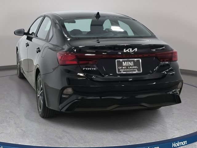 Used 2023 Kia Forte LXS image 7