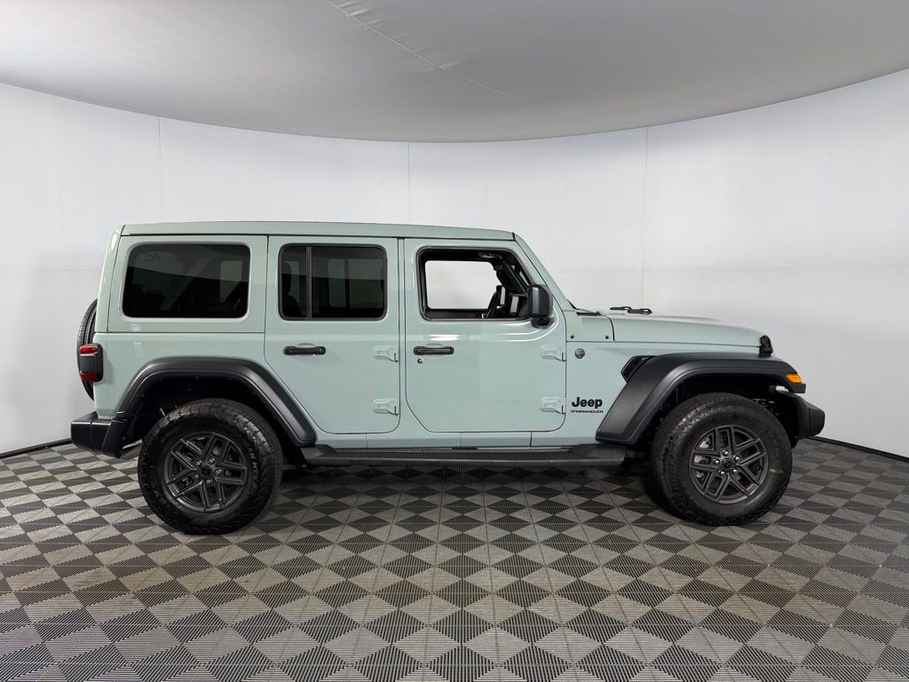 Used 2024 Jeep Wrangler Sport S image 6