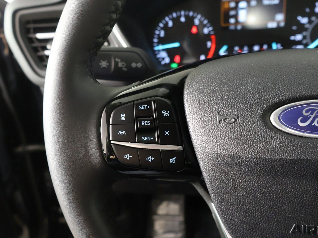 Used 2022 Ford Escape SEL image 38