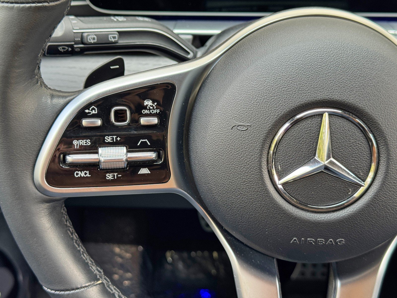 Used 2023 Mercedes-Benz GLS 450 4MATIC w/ AMG Line Exterior image 23
