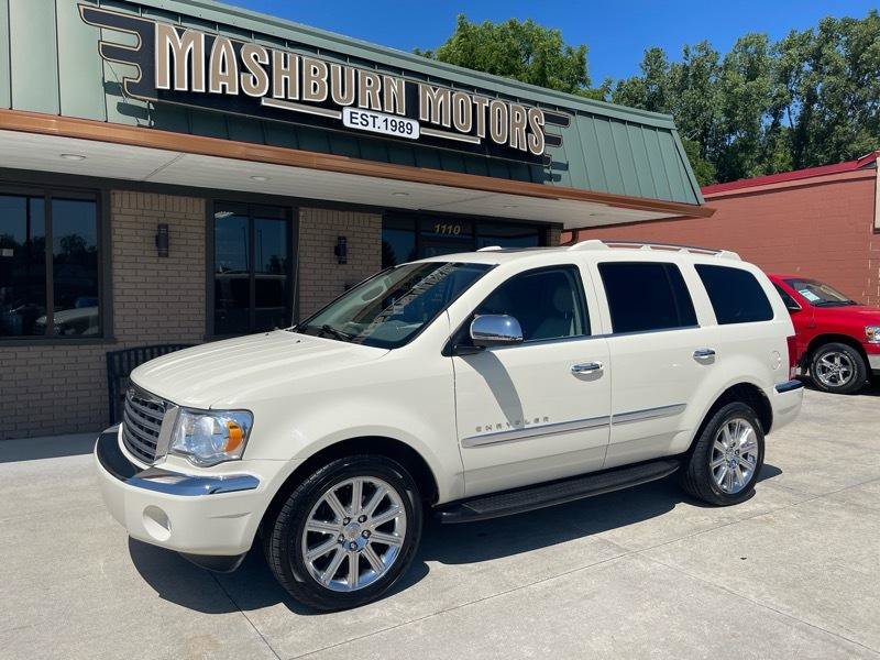 Used 2007 Chrysler Aspen Limited AWD/4WD image 2