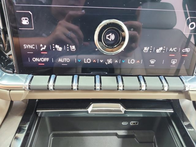New 2026 GMC Yukon Denali AWD/4WD image 29