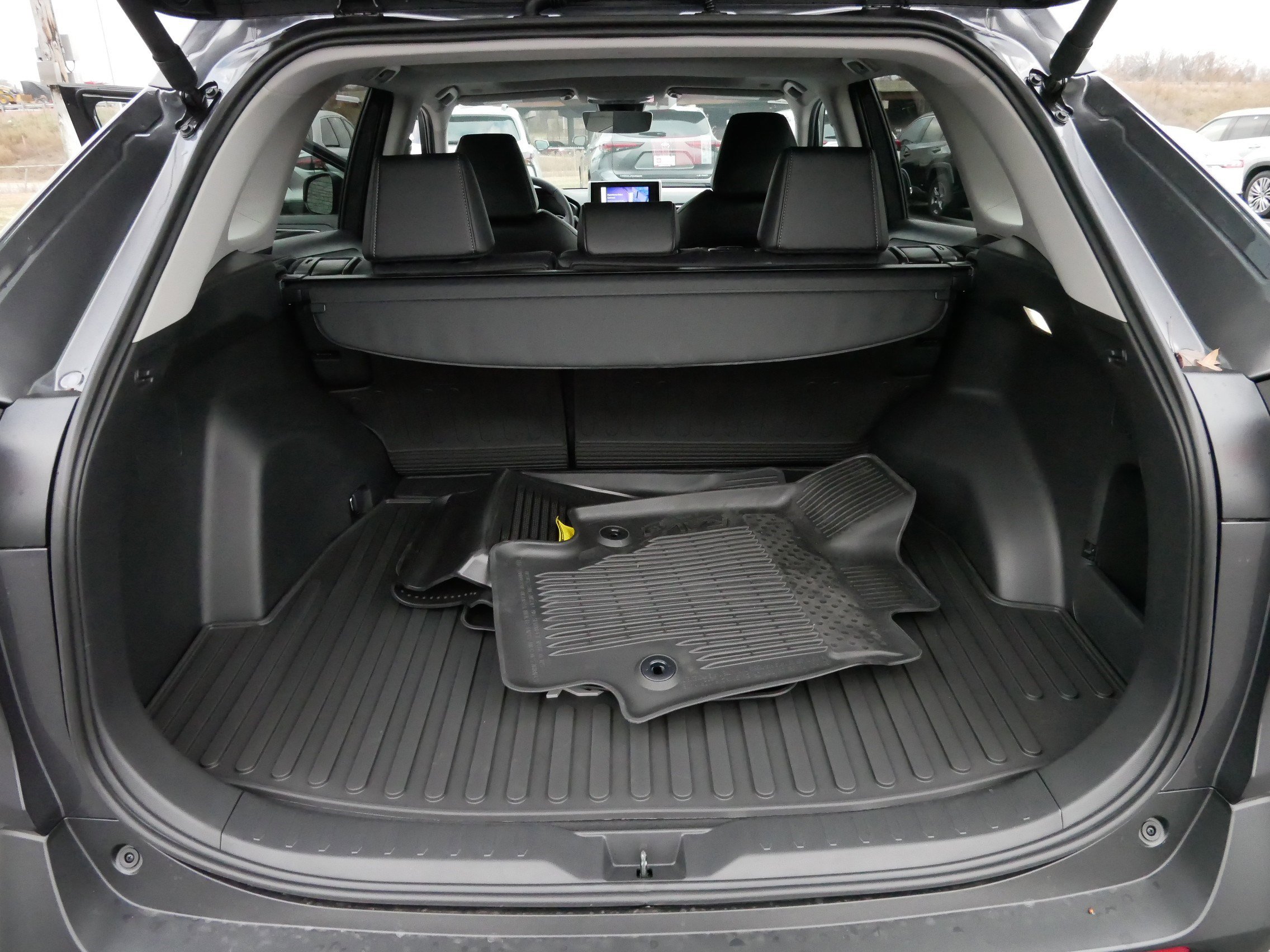 Certified 2025 Toyota RAV4 XLE Premium image 19