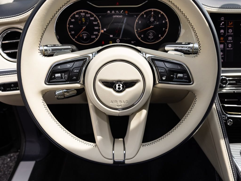 Used 2024 Bentley Flying Spur V8 AWD/4WD image 35