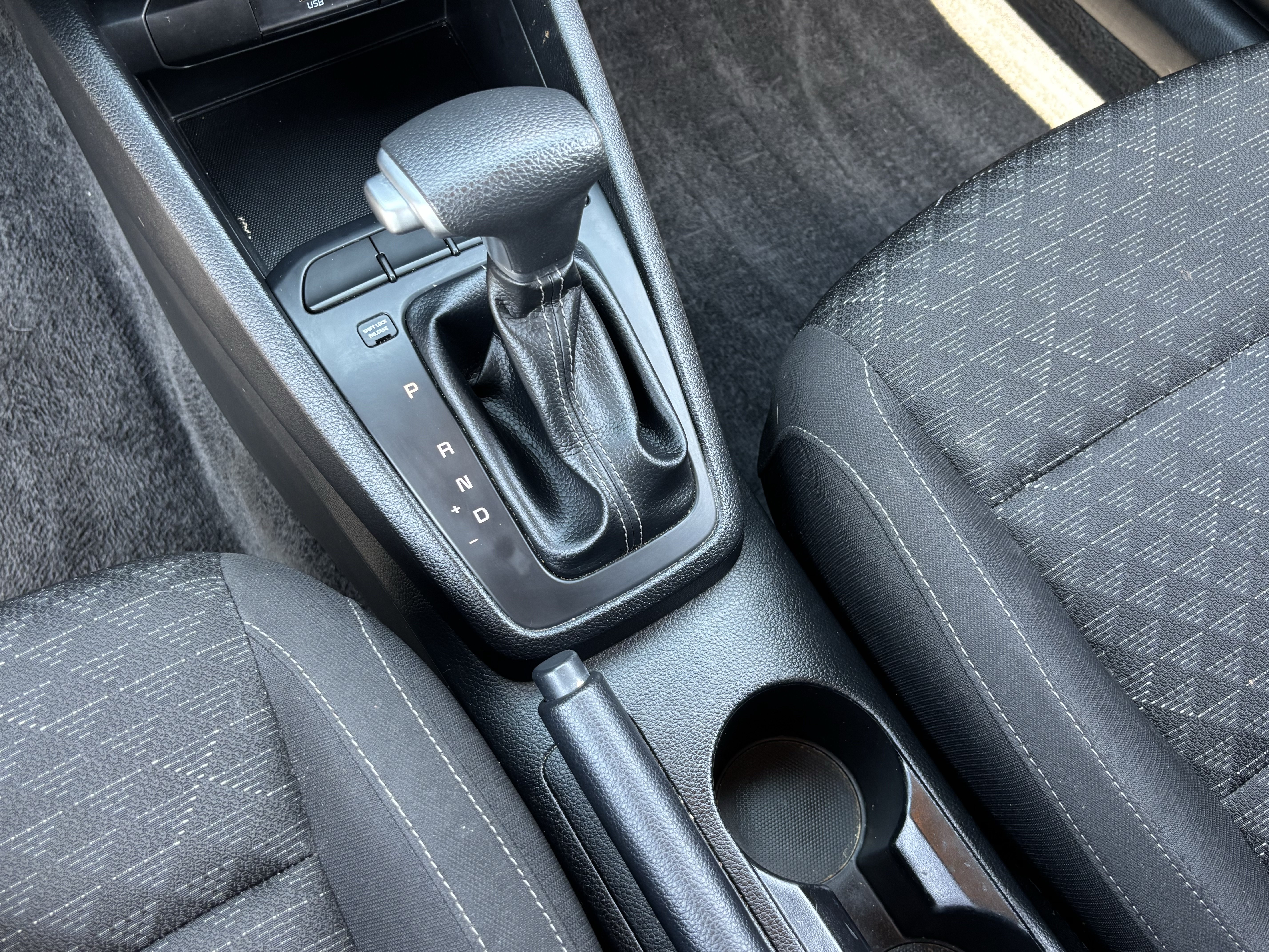Certified 2022 Kia Rio S FWD image 23