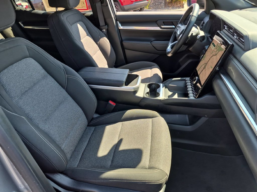 Used 2026 GMC Terrain Elevation AWD/4WD image 31