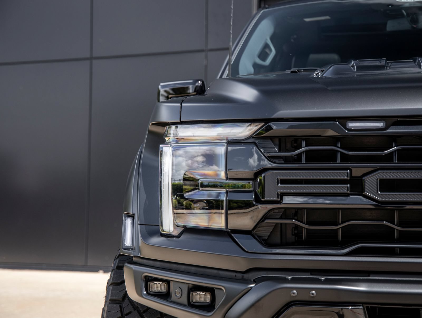 Used 2026 Ford F150 Raptor w/ Equipment Group 803A Raptor R AWD/4WD image 19