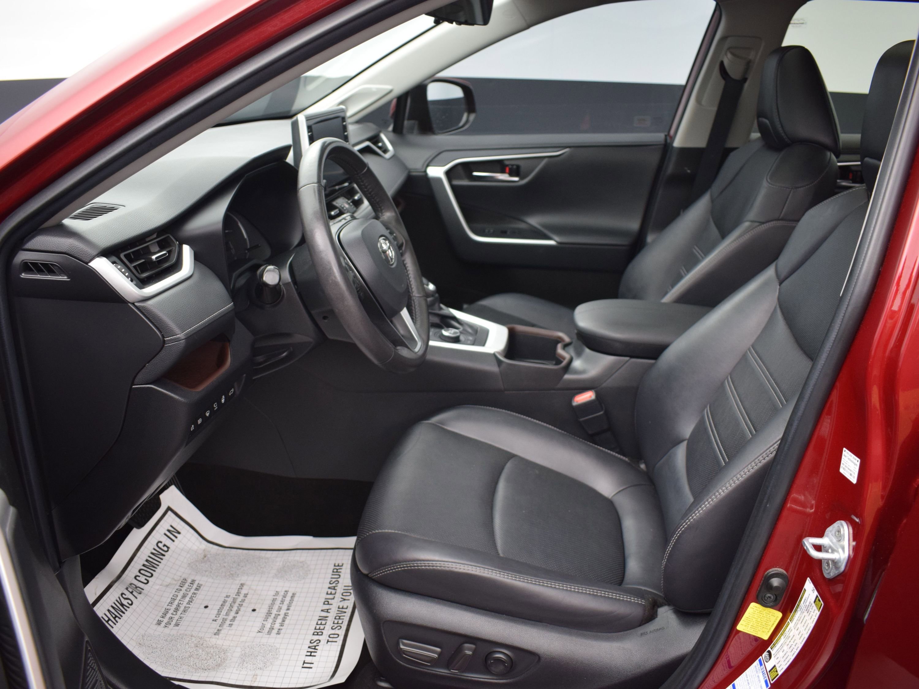 Used 2022 Toyota RAV4 Limited AWD/4WD image 16