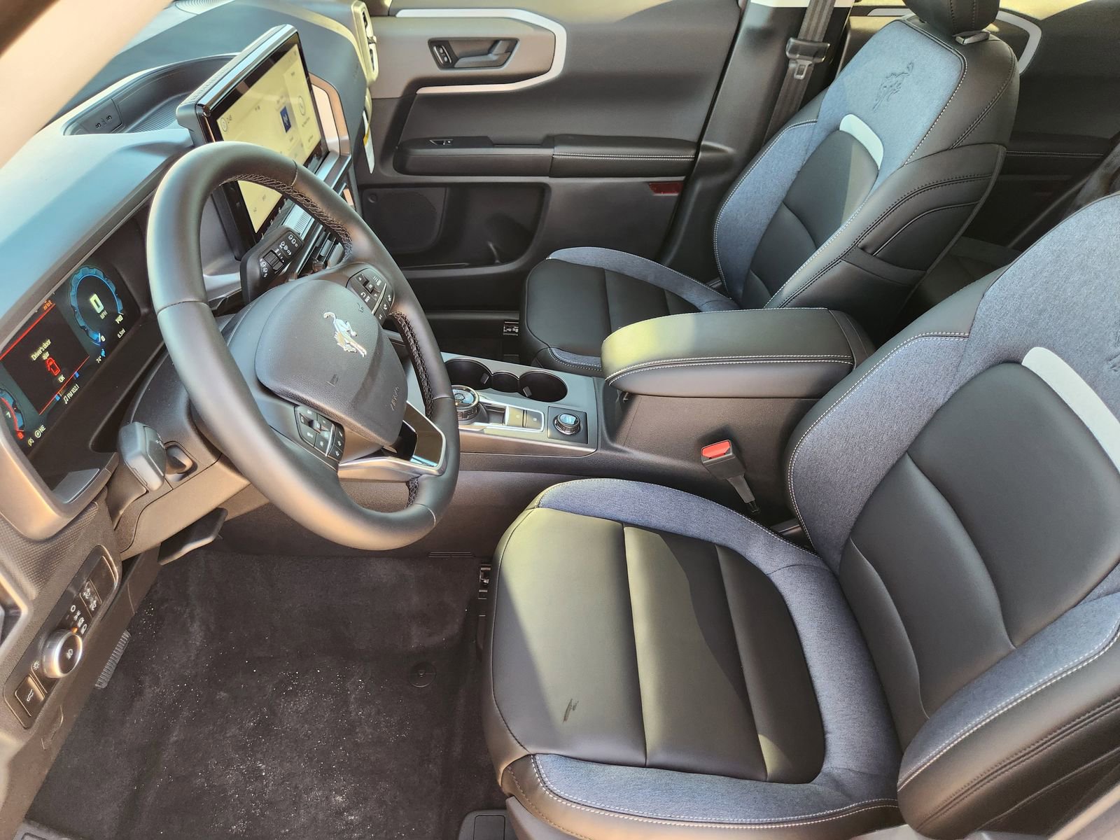 New 2025 Ford Bronco Sport Outer Banks image 13