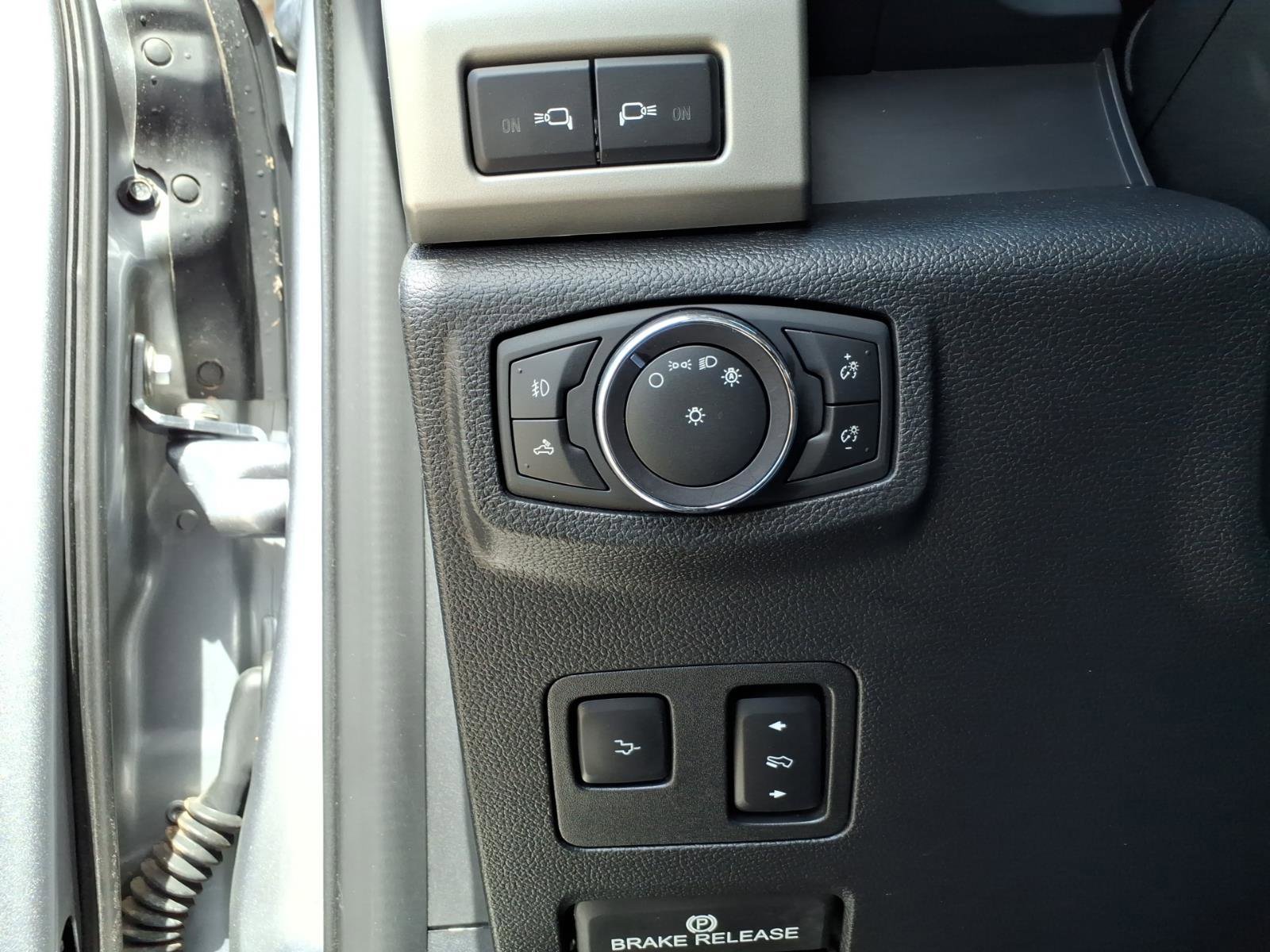 Used 2020 Ford F250 Lariat w/ Lariat Ultimate Package image 24