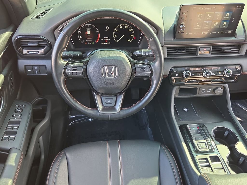 Used 2023 Honda Pilot TrailSport image 15