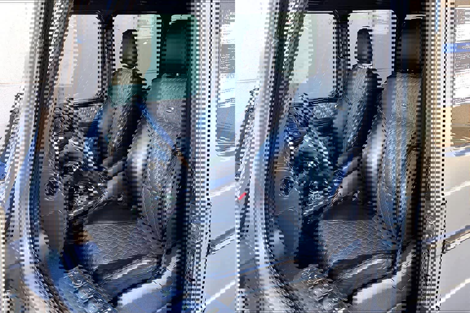 Used 2016 Mercedes-Benz G 63 AMG 4MATIC image 7