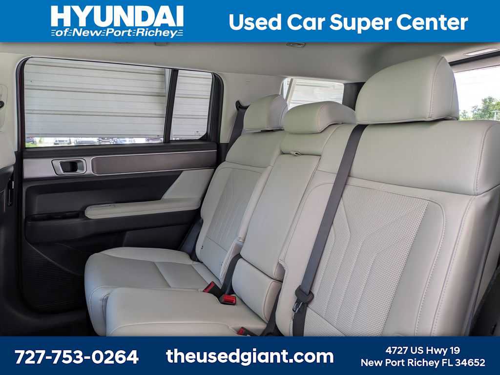 Certified 2024 Hyundai Santa Fe SEL AWD/4WD image 18