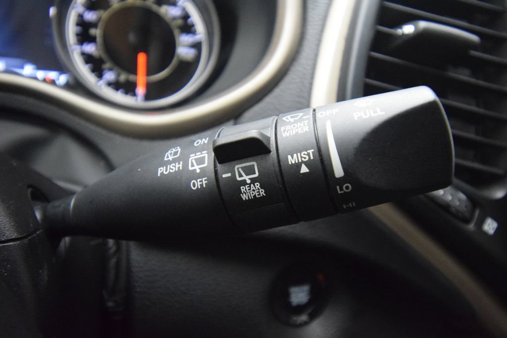 Used 2017 Jeep Cherokee Limited AWD/4WD image 33