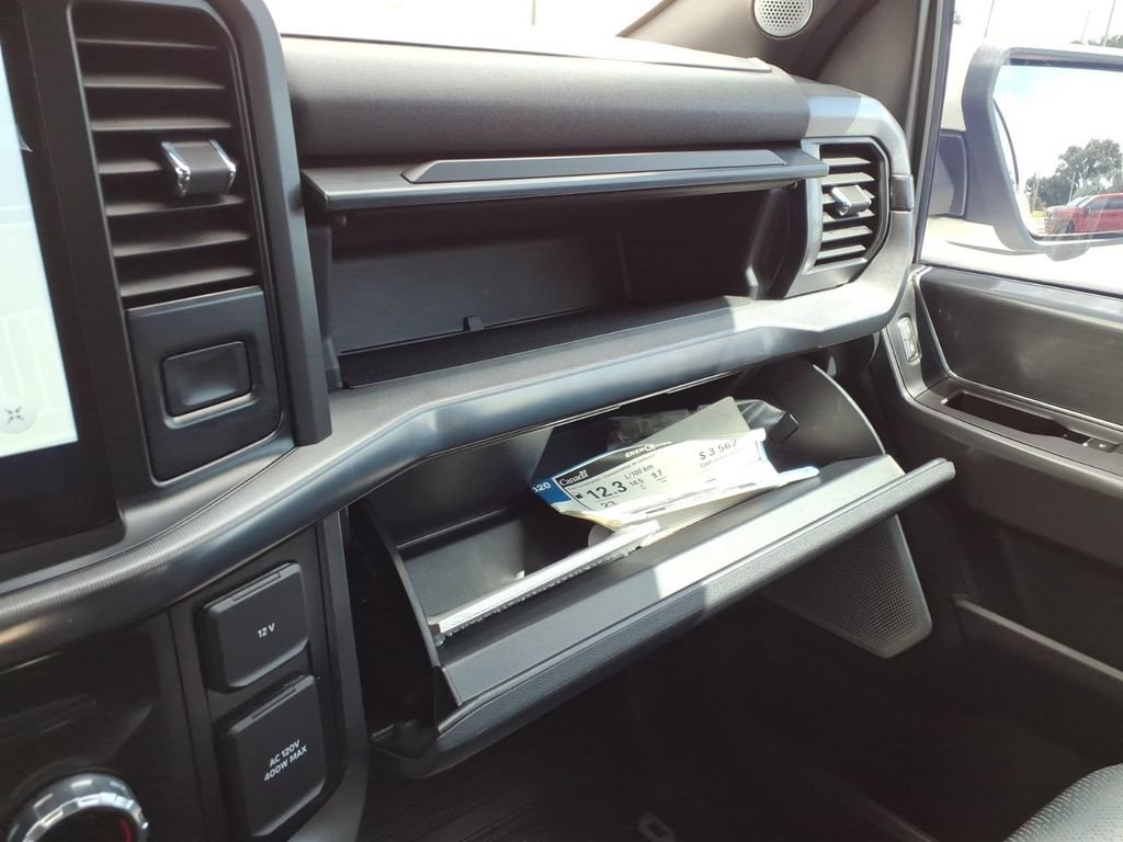 Used 2024 Ford F150 Lariat w/ Equipment Group 502A High AWD/4WD image 33