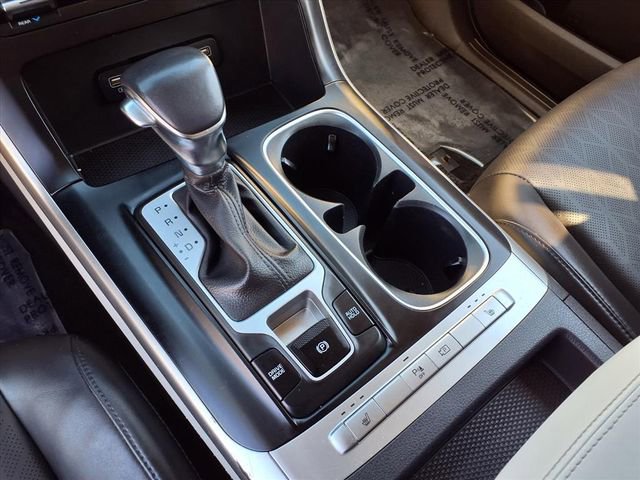 Used 2024 Kia Carnival LX image 19