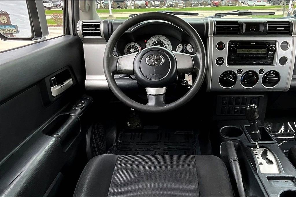 Used 2007 Toyota FJ Cruiser 2WD image 17