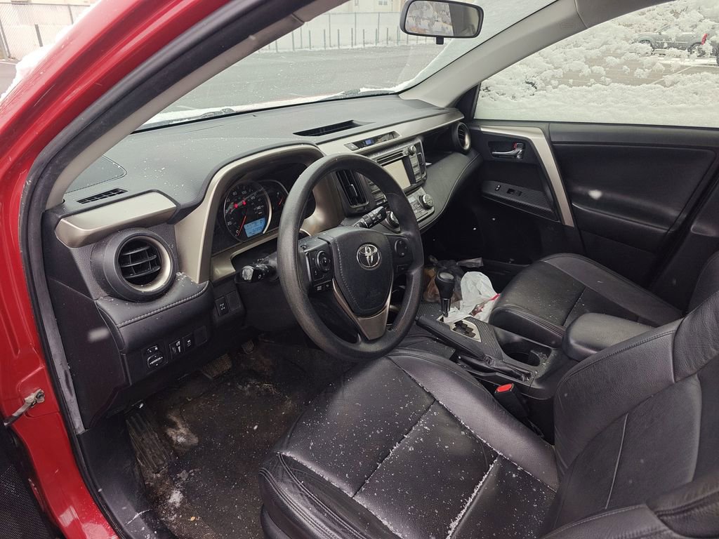 Used 2015 Toyota RAV4 XLE image 8