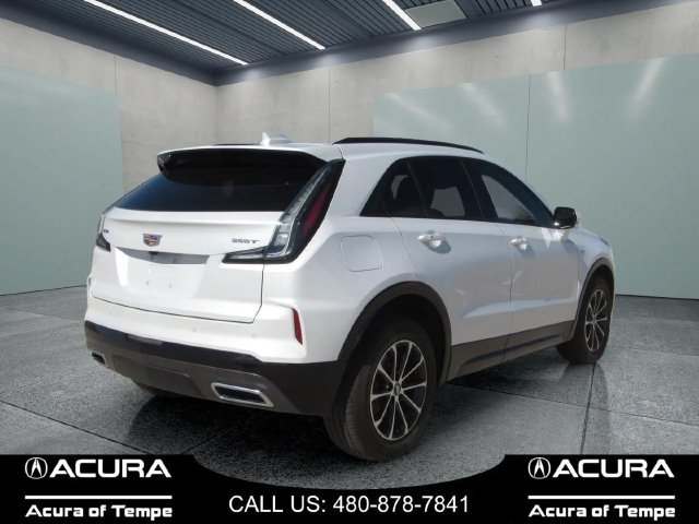 Used 2025 Cadillac XT4 Sport w/ Cold Weather Package FWD image 5