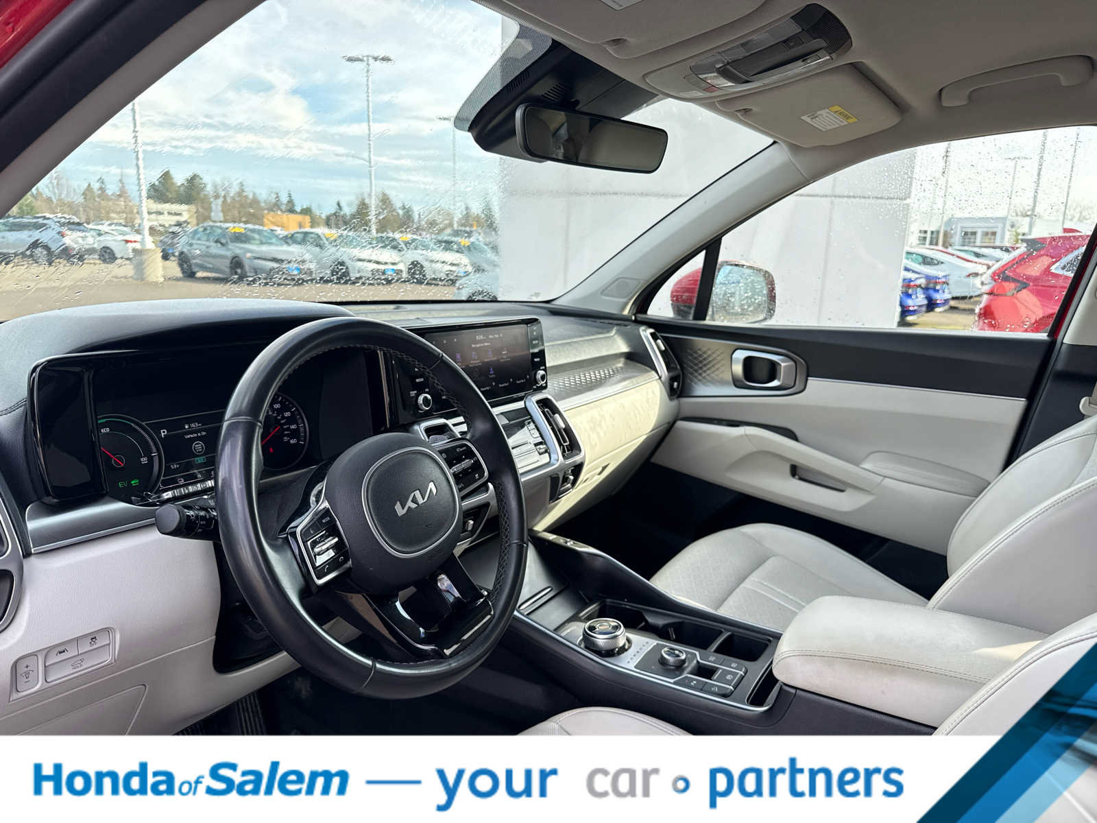 Used 2023 Kia Sorento EX AWD/4WD image 2