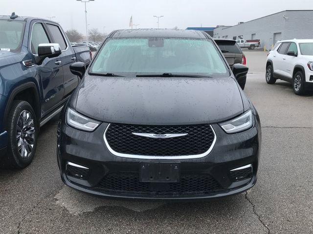 Used 2024 Chrysler Pacifica Select FWD image 12