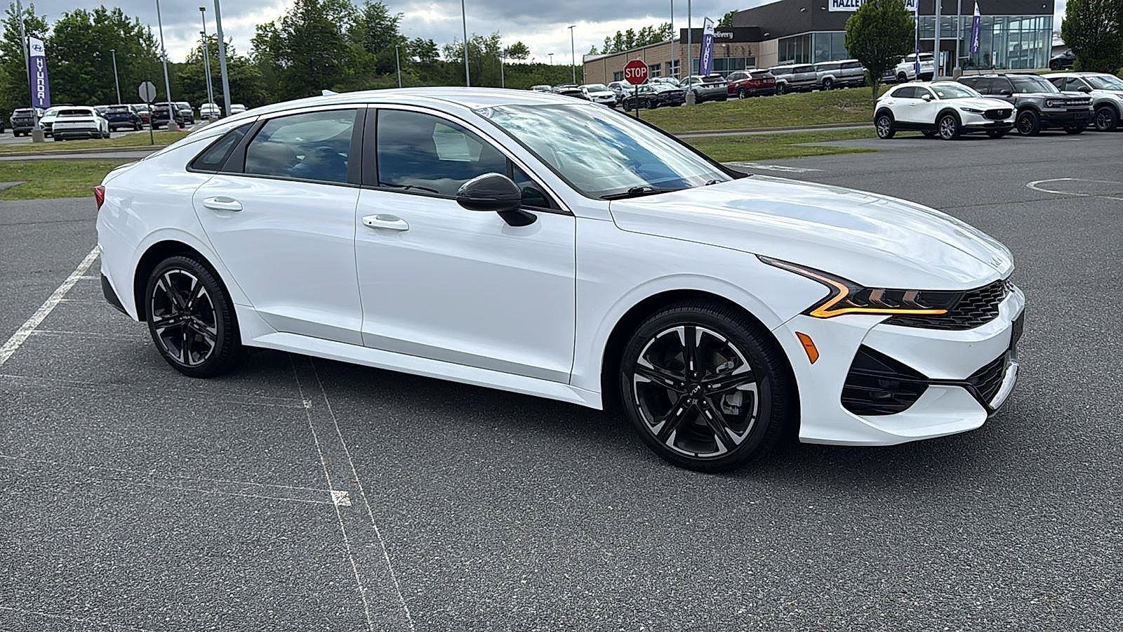 Used 2024 Kia K5 GT-Line w/ GT-Line Premium Package FWD image 2